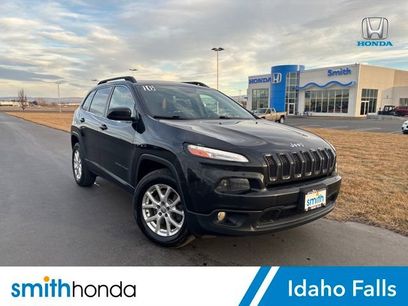 Used 2016 Jeep Cherokee Latitude w/ Comfort & Convenience Group