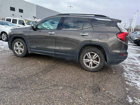 Used 2020 GMC Terrain SLE w/ Driver Convenience Package image 25