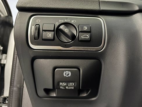 Used 2015 Volvo S60 T5 Premier FWD image 32