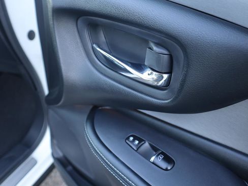 Certified 2024 Nissan Murano SL image 3