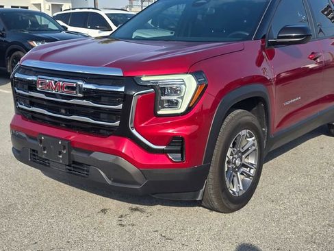 Used 2025 GMC Terrain Elevation image 10