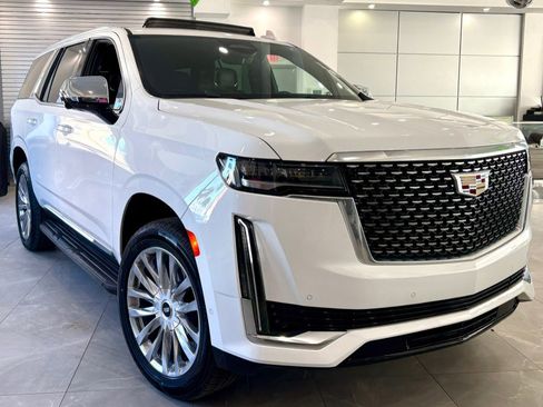 Used 2023 Cadillac Escalade Premium Luxury image 26