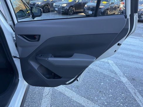 Certified 2025 Subaru Crosstrek 2.0i Premium image 29