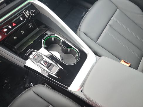 New 2025 Audi Q5 Premium Plus image 23