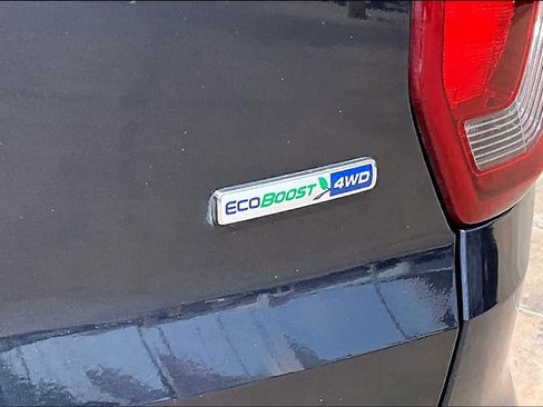 Used 2017 Ford Explorer Sport image 10