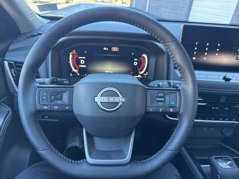 Used 2026 Nissan Rogue Platinum w/ Platinum Premium Package image 20