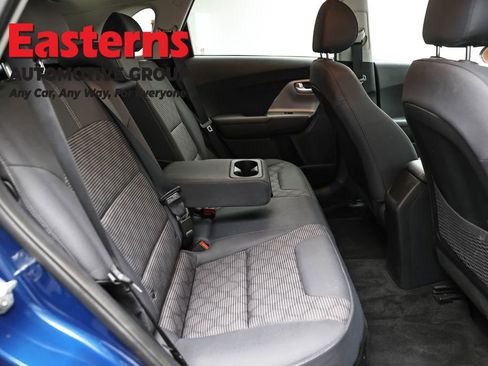 Used 2019 Kia Niro LX image 24