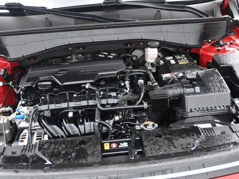 Used 2025 Hyundai Kona SE FWD image 16