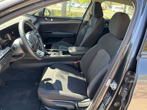 Used 2025 Kia K5 LXS image 32