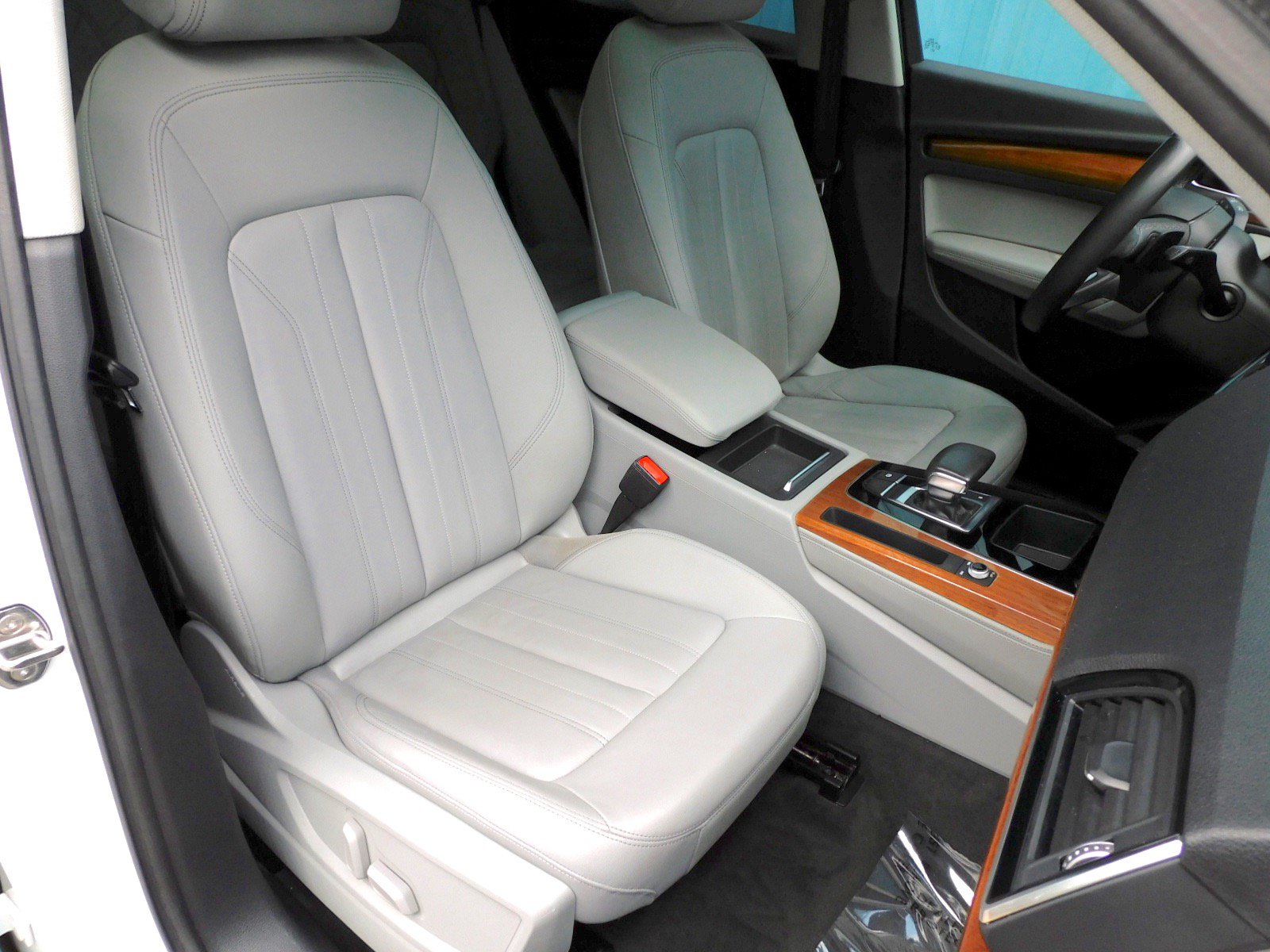 Used 2022 Audi Q5 2.0T Premium Plus AWD/4WD image 19