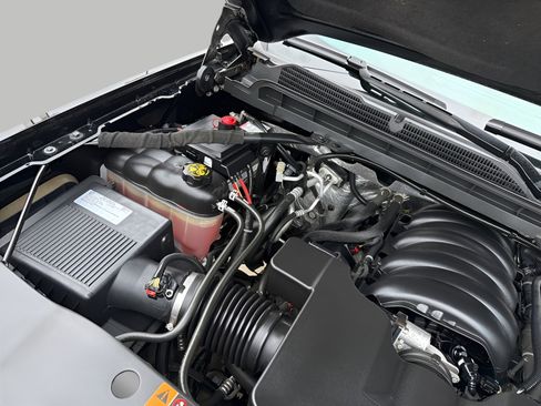 Used 2017 Chevrolet Silverado 1500 LTZ Z71 w/ LTZ Plus Package image 30