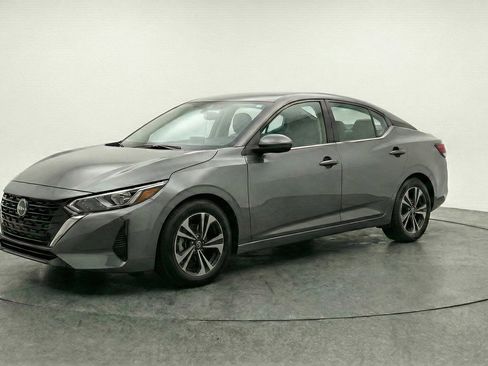 Used 2025 Nissan Sentra SV FWD image 3