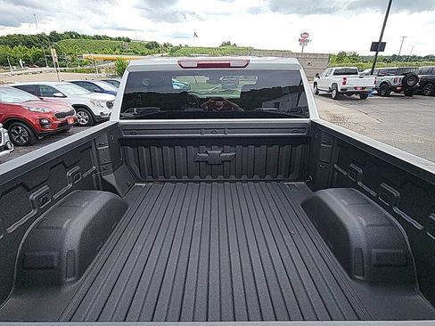 New 2025 Chevrolet Silverado 1500 RST w/ Z71 Off-Road Package AWD/4WD image 8