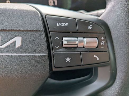 Used 2025 Kia K4 FWD image 71