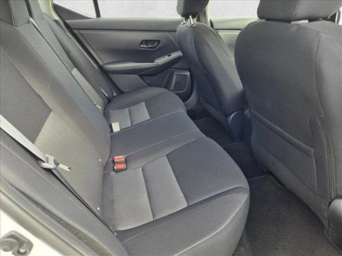 Used 2025 Nissan Sentra SV w/ All-Weather Package image 18