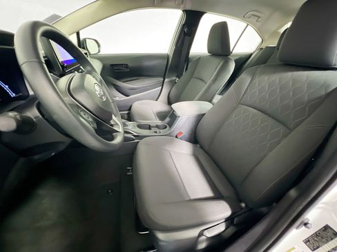 Used 2026 Toyota Corolla LE FWD image 14