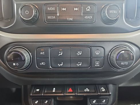 Used 2018 Chevrolet Colorado Z71 w/ Centennial Edition AWD/4WD image 25
