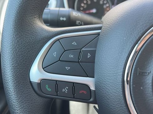 Used 2018 Jeep Compass Sport AWD/4WD image 18