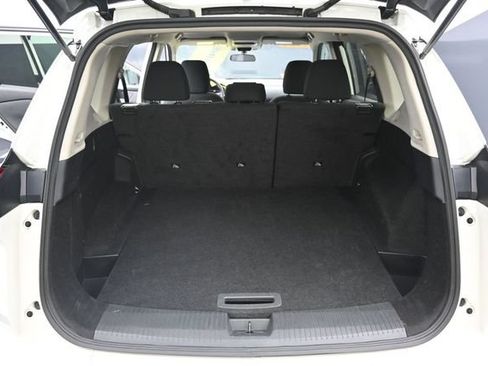 Used 2024 Nissan Rogue S AWD/4WD image 41