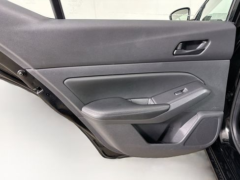 Used 2025 Nissan Altima 2.5 SV image 25