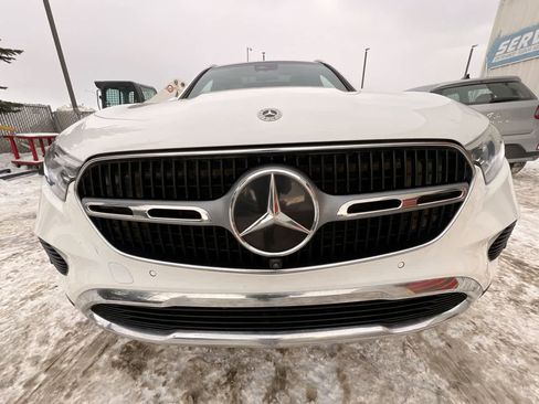 Used 2024 Mercedes-Benz GLC 300 4MATIC image 29