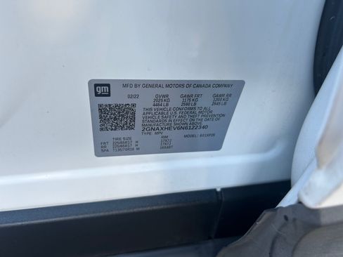 Used 2022 Chevrolet Equinox LS w/ LPO, Floor Liner Package FWD image 25