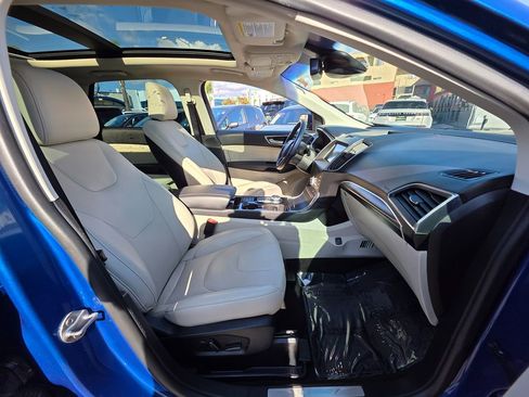 Used 2020 Ford Edge Titanium w/ Equipment Group 301A image 12
