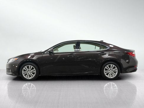 Used 2015 Lexus ES 350 w/ Premium Package FWD image 2