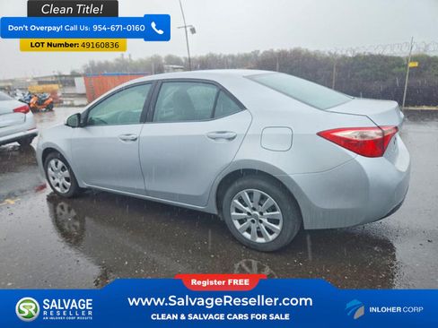 Used 2017 Toyota Corolla FWD image 3