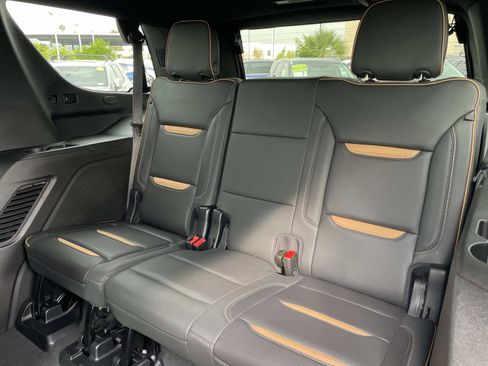 Used 2023 GMC Yukon AT4 image 23