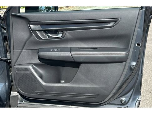Used 2025 Honda CR-V Sport image 21