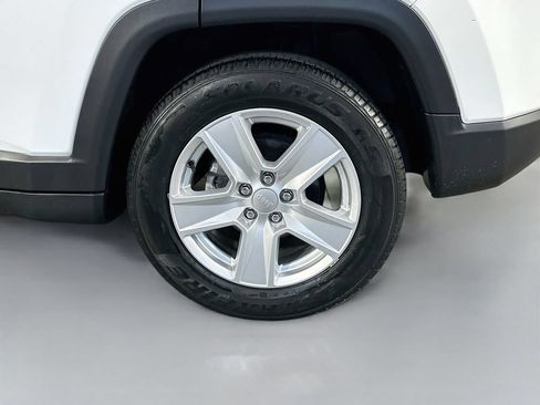 Used 2022 Jeep Compass Latitude w/ Convenience Group FWD image 32