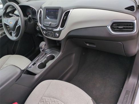 Certified 2023 Chevrolet Equinox LS image 28