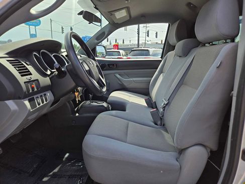 Used 2013 Toyota Tacoma 2WD Regular Cab image 16
