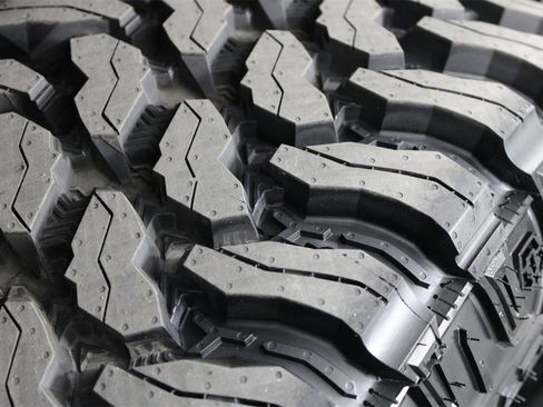 Used 2021 Chevrolet Silverado 2500 LT w/ Fleet Comfort Package image 16