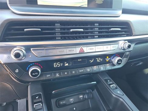 Used 2022 Kia Telluride EX w/ EX Premium Package image 26