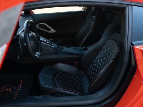 Used 2015 Lamborghini Aventador LP 700-4 AWD/4WD image 19