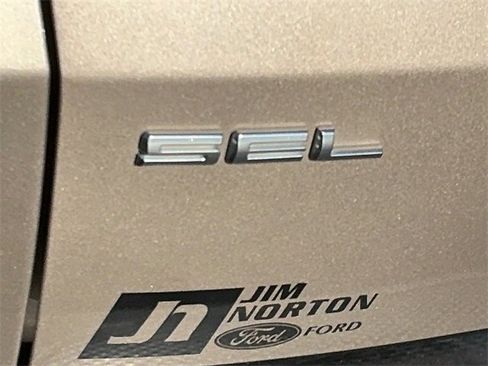 Used 2021 Ford Escape SEL w/ Technology Package image 10