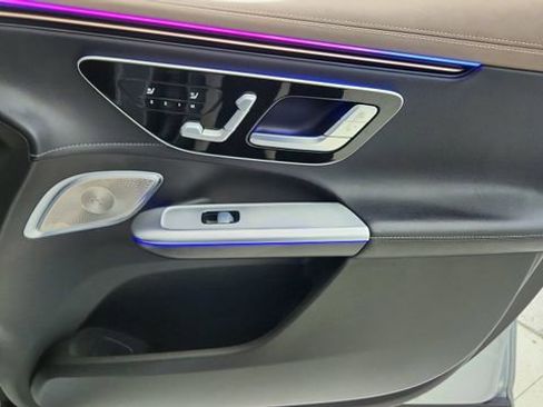 Used 2023 Mercedes-Benz EQE 350+ 4MATIC SUV w/ Pinnacle Trim Package image 24