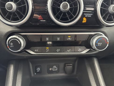 Used 2024 Nissan Sentra S image 19