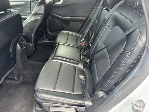 Used 2025 Ford Escape Platinum AWD/4WD image 11