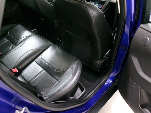 Used 2015 Ford Focus Titanium image 27