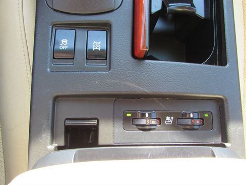 Used 2010 Lexus RX 350 AWD w/ Premium Pkg image 24