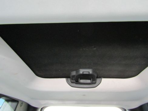 Used 2016 Jeep Renegade 75th Anniversary image 26