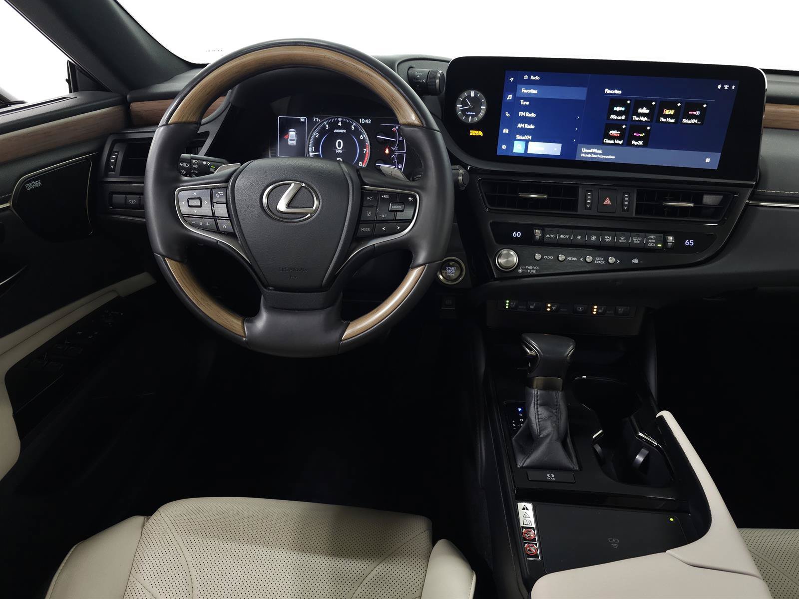 Used 2023 Lexus ES 350 Ultra Luxury w/ Accessory Package (Z2) FWD image 19