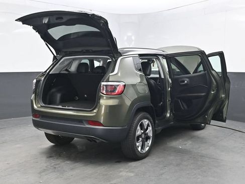 Used 2018 Jeep Compass Limited AWD/4WD image 48