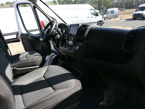 Used 2023 RAM ProMaster 3500 FWD image 18