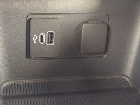 New 2026 Ford Explorer Active w/ Active Comfort Package RWD image 22