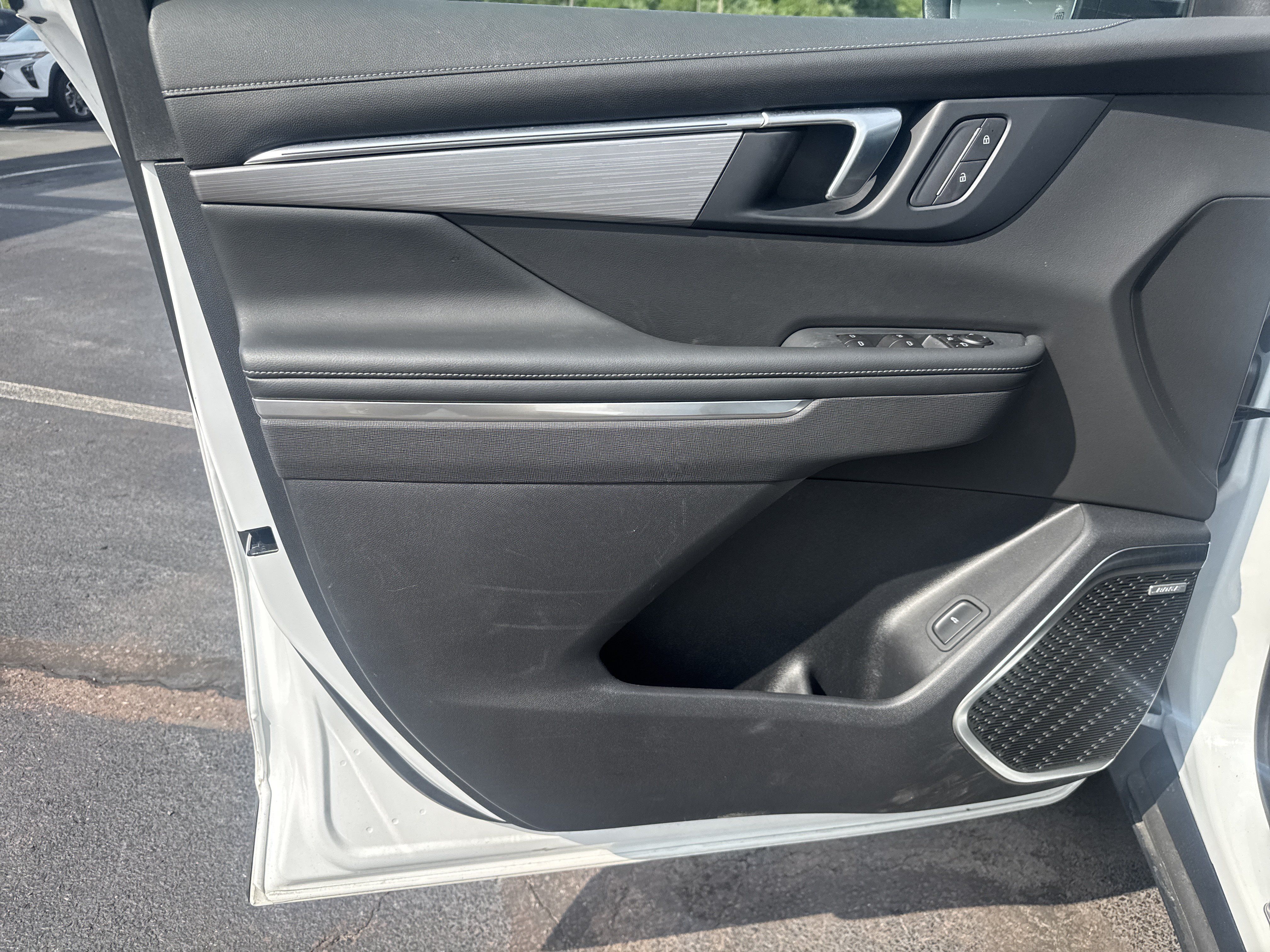 Used 2026 Buick Enclave Preferred AWD/4WD image 16