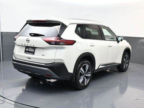 Used 2022 Nissan Rogue SL w/ SL Premium Package FWD image 3